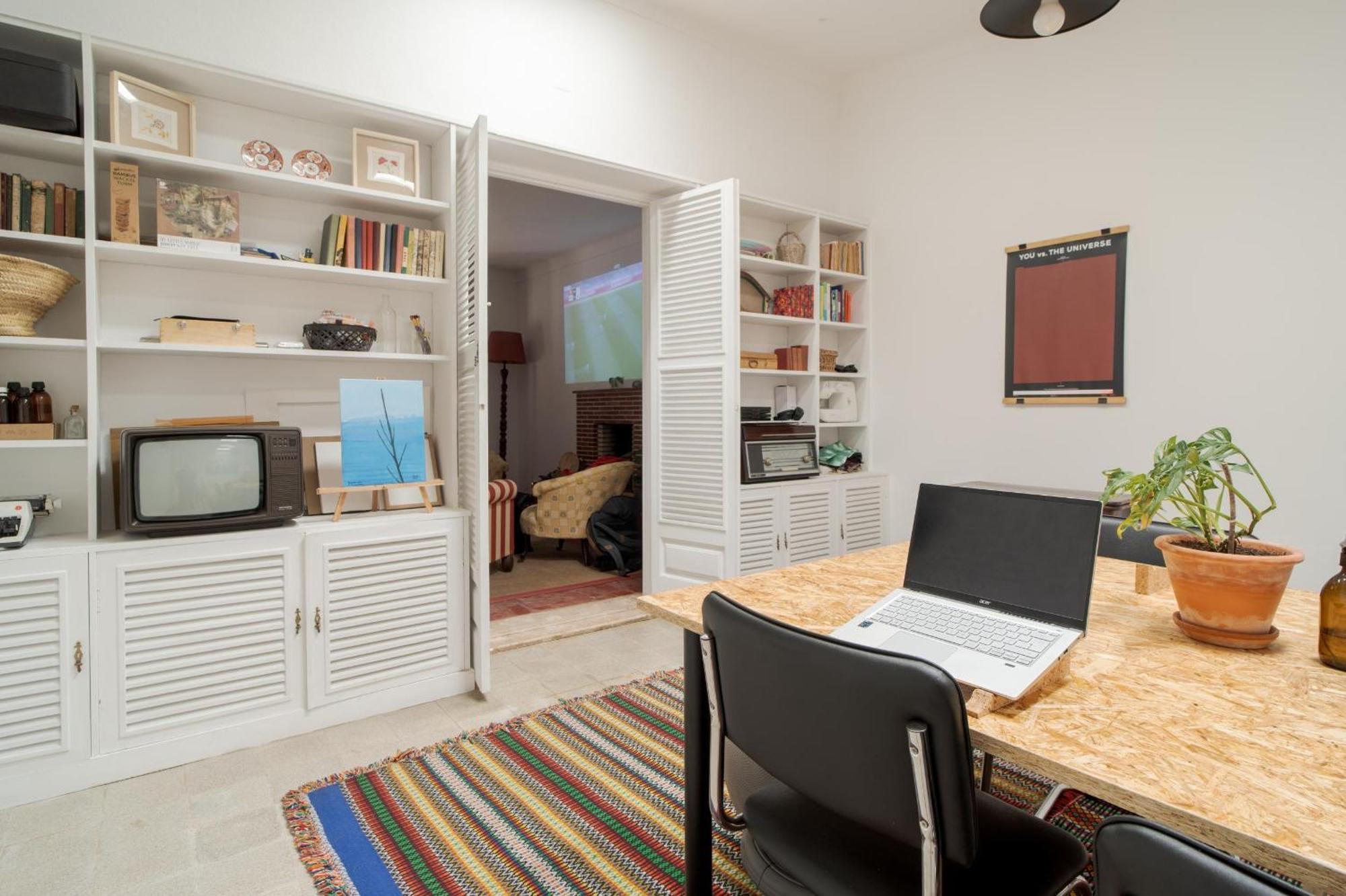 Manas Coliving Leilighet Sines Eksteriør bilde