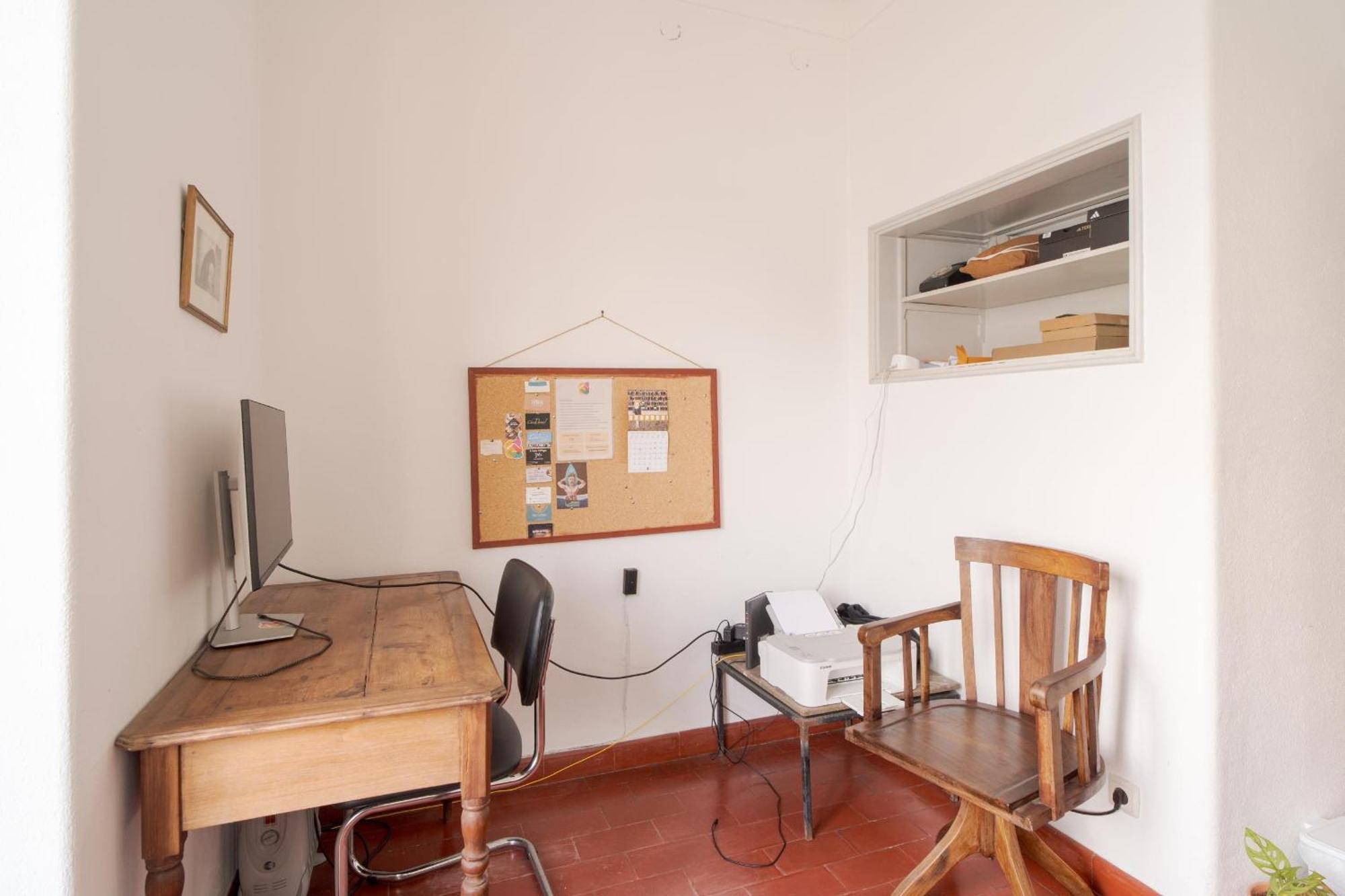 Manas Coliving Leilighet Sines Eksteriør bilde